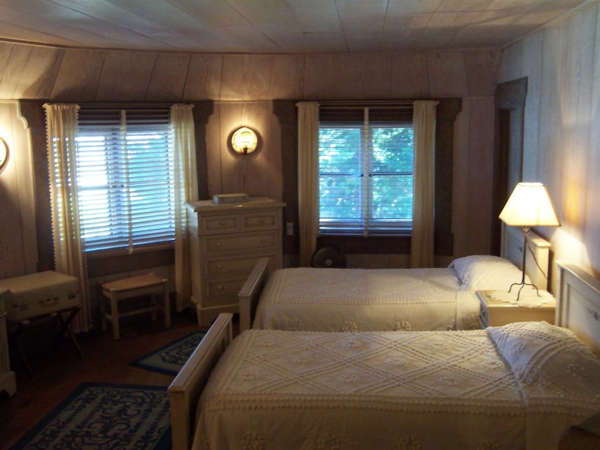 Vikingsholm 2
Keywords: Vikingsholm