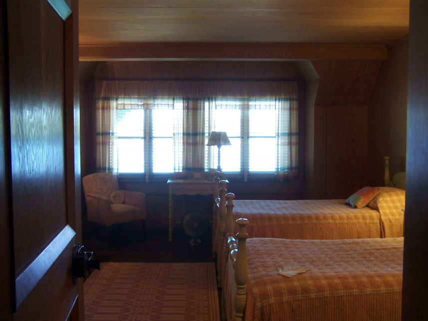 Vikingsholm 3
Keywords: Vikingsholm