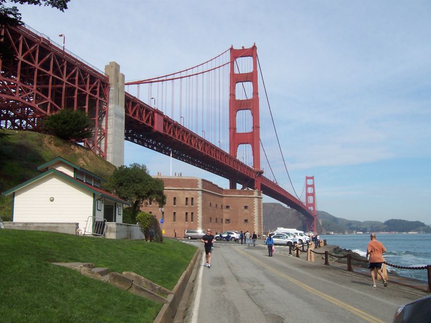 Keywords: Fort Point Golden Gate Bridge