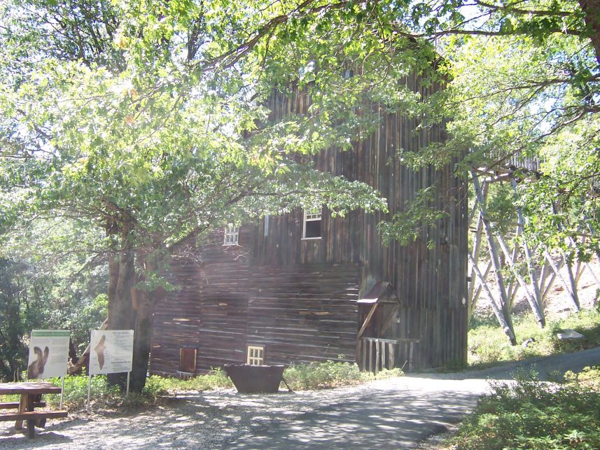 Kentucky Mine - Sierra City, California
Stamp Mill building
Keywords: Kentucky Mine