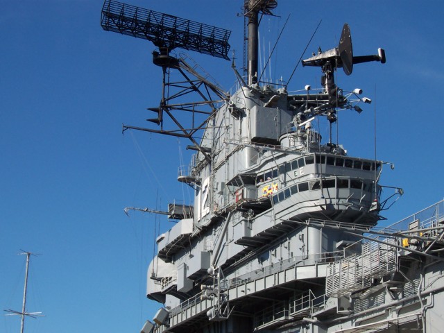 Keywords: USS Hornet